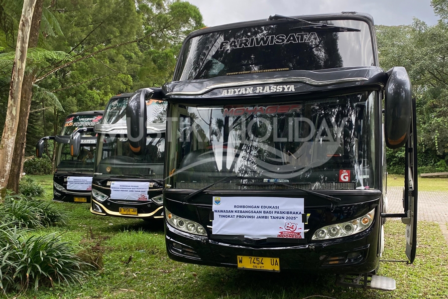 Misi Rombongan Raksasa Tuntas! Sewa 3 Unit Big Bus 58 Seat Mustika Holiday ke Taman Safari Puncak