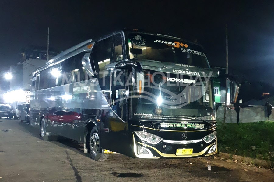Sewa Bus Pariwisata Antar Jemput Bandara Soekarno-Hatta