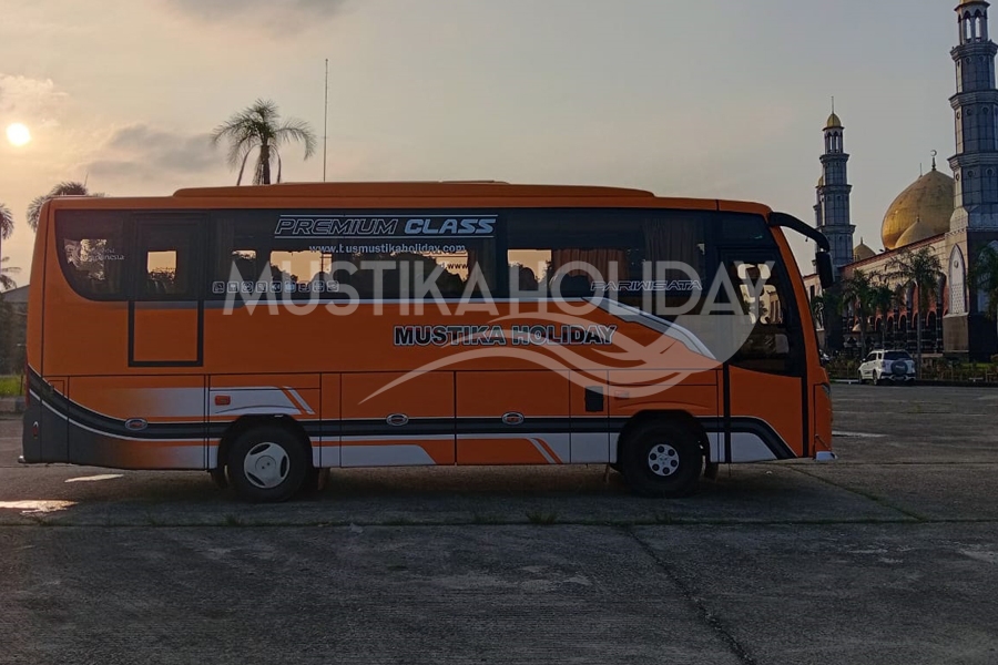 Sewa Bus Pariwisata Jabodetabek