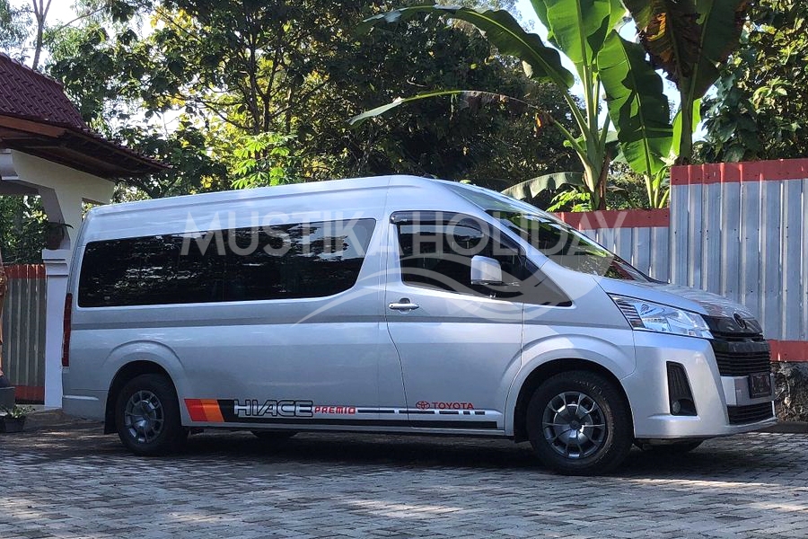 Sewa Hiace Premio dari Jakarta ke Yogyakarta